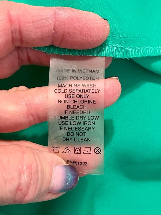 CHAUS Women's Flutter Sleeve V-Neck Blouse - Green and Sleeveless Blouse Pink XL - Picture 15 of 15